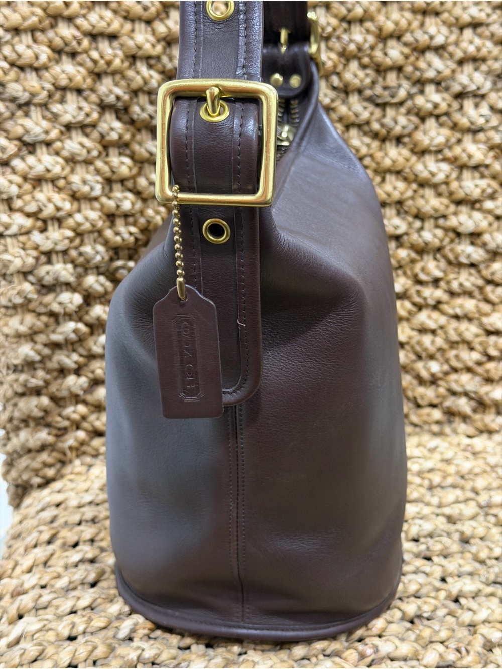 Vintage Coach 9953 Helen Legacy Leather Bucket Bag in Mahogany - Picture 2 of 9